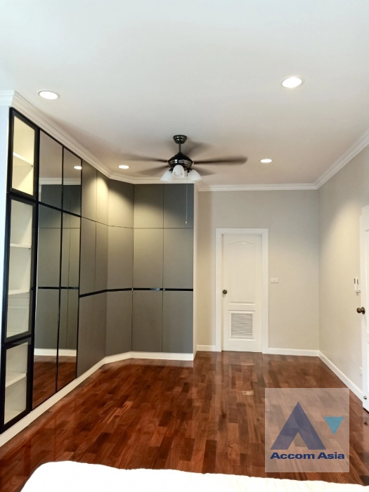 10  4 br House for rent and sale in Bang Na ,Bangkok  at Fantasia Villa 4 AA31653