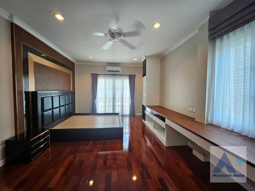18  5 br House for rent and sale in Bangna ,Bangkok  at Fantasia Villa 4 AA31663