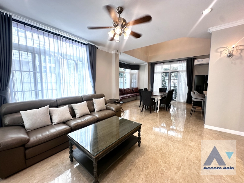  1  4 br House For Sale in Bang Na ,Bangkok  at Fantasia Villa 4 AA31663