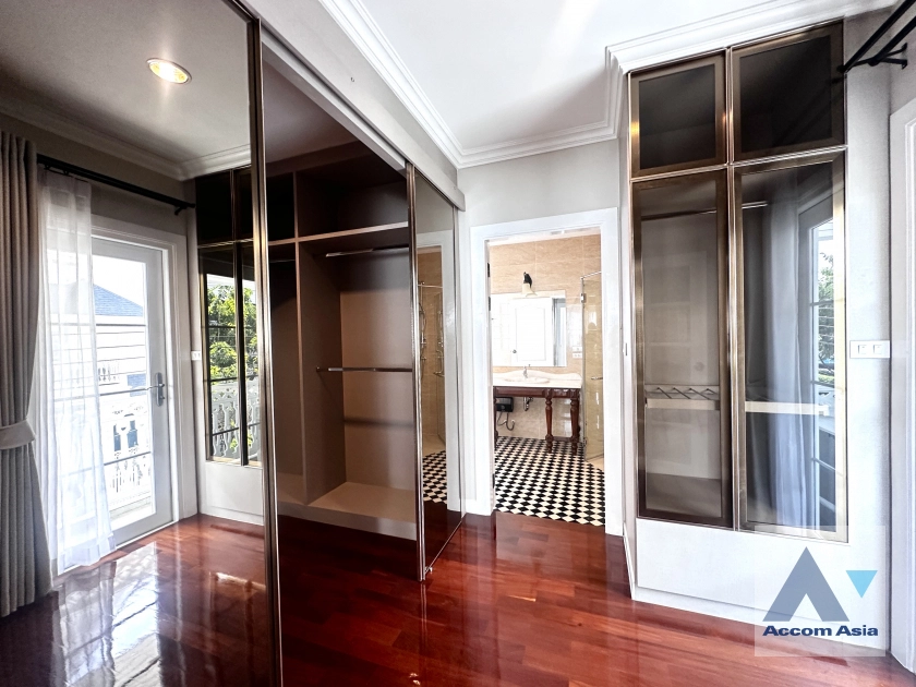 15  4 br House For Sale in Bang Na ,Bangkok  at Fantasia Villa 4 AA31663