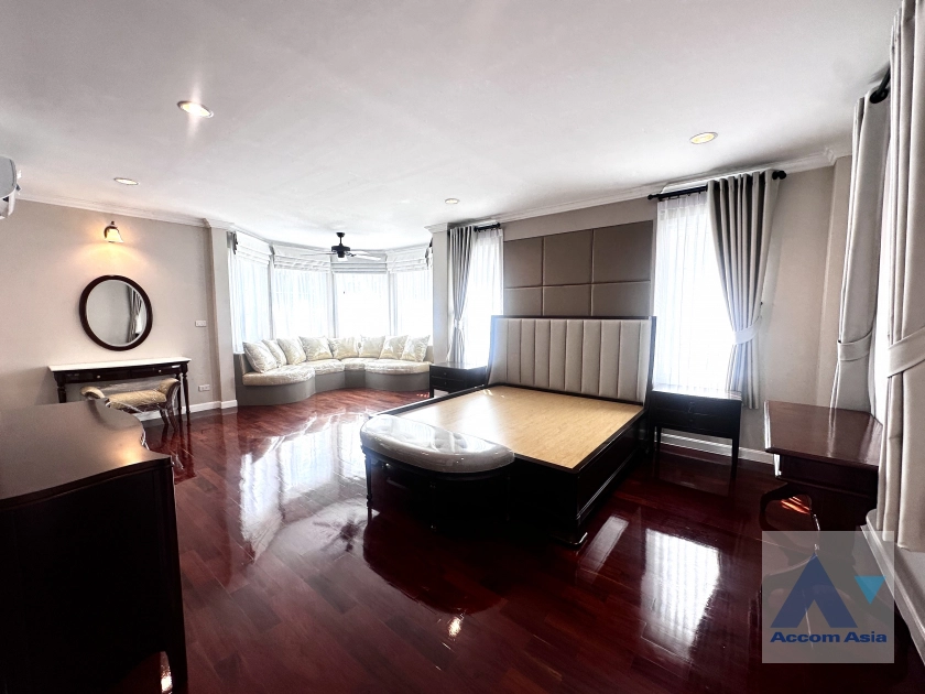 14  4 br House For Sale in Bang Na ,Bangkok  at Fantasia Villa 4 AA31663