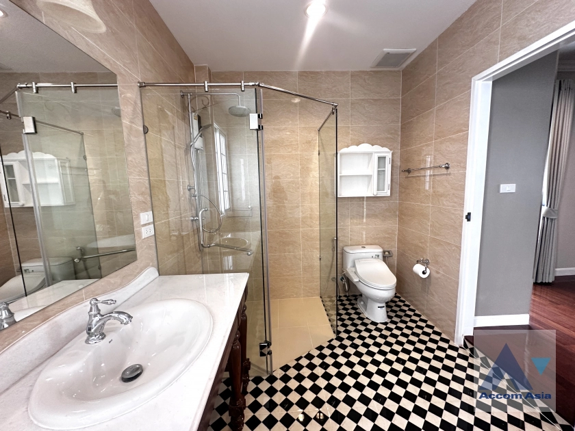 20  4 br House For Sale in Bang Na ,Bangkok  at Fantasia Villa 4 AA31663