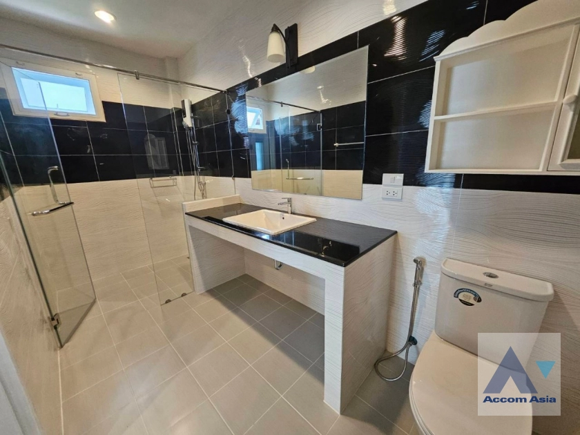 14  5 br House for rent and sale in Bang Na ,Bangkok  at Fantasia Villa 4 AA31664