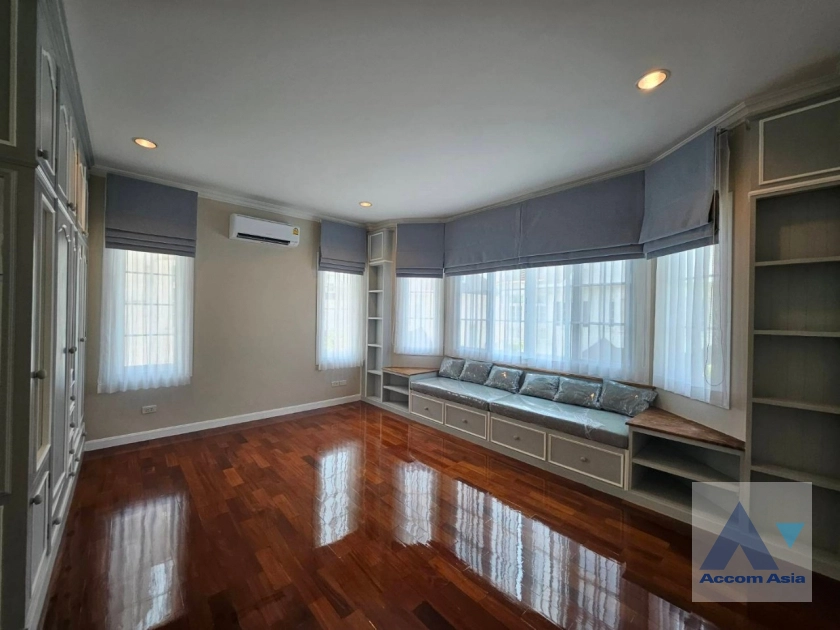 27  5 br House for rent and sale in Bang Na ,Bangkok  at Fantasia Villa 4 AA31664