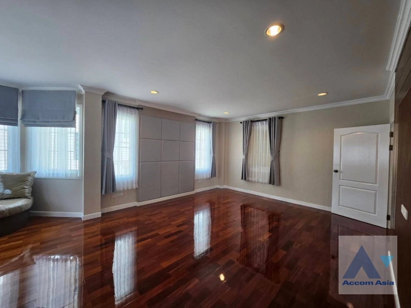 30  5 br House for rent and sale in Bang Na ,Bangkok  at Fantasia Villa 4 AA31664