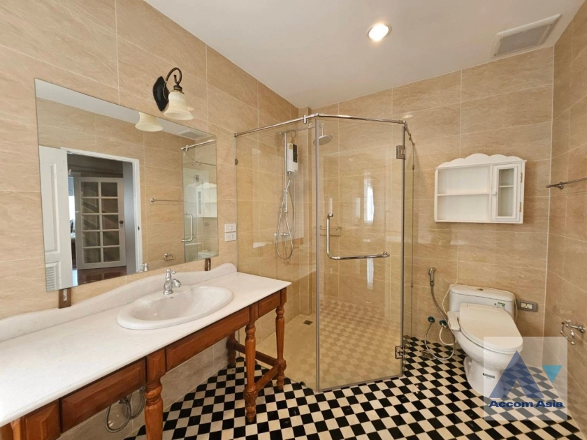 20  5 br House for rent and sale in Bang Na ,Bangkok  at Fantasia Villa 4 AA31664