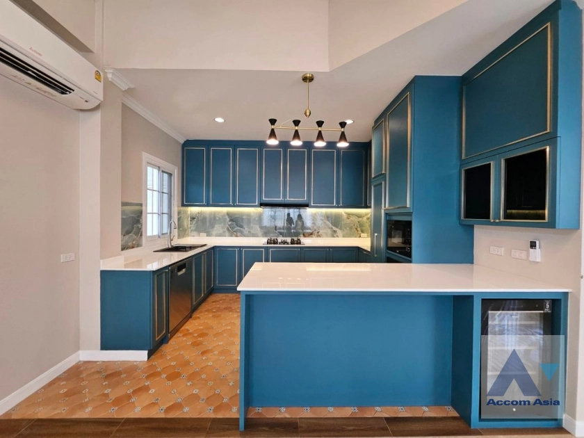 6  5 br House for rent and sale in Bang Na ,Bangkok  at Fantasia Villa 4 AA31664