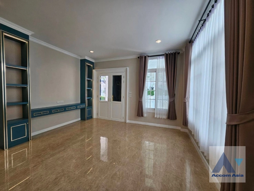 32  5 br House for rent and sale in Bang Na ,Bangkok  at Fantasia Villa 4 AA31664