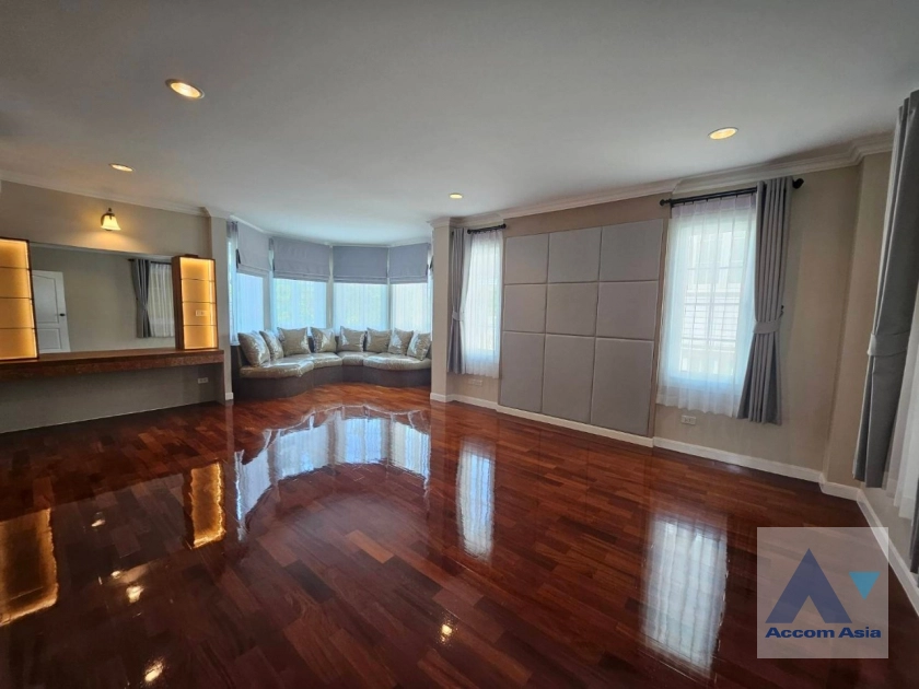 12  5 br House for rent and sale in Bang Na ,Bangkok  at Fantasia Villa 4 AA31664