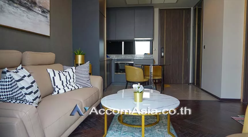  1 Bedroom  Condominium For Sale in Phaholyothin, Bangkok  near BTS Sanam Pao (AA84348)