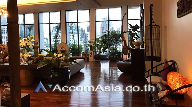 Big Balcony, Duplex Condo, Penthouse |  3 Bedrooms  Condominium For Sale in Sukhumvit, Bangkok  near BTS Nana (AA24362)