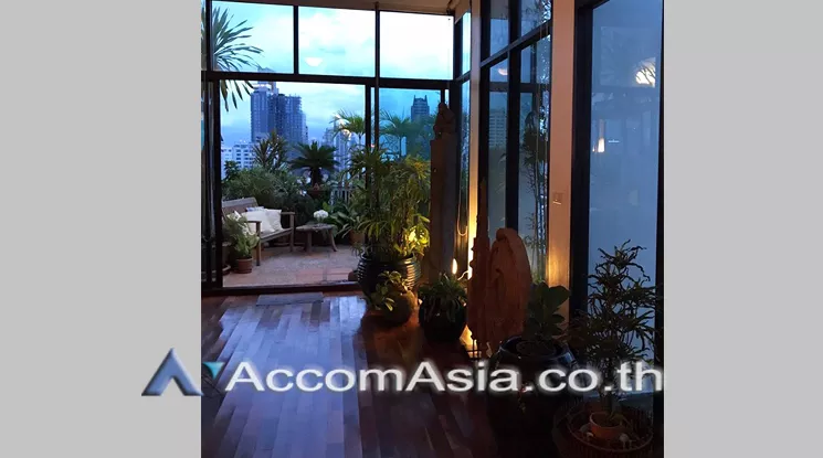 9  3 br Condominium For Sale in Sukhumvit ,Bangkok BTS Nana at Lake Green AA24362