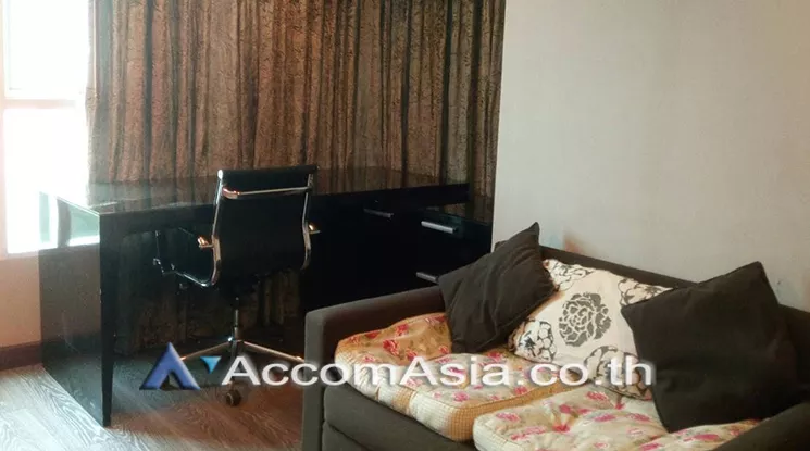  3 Bedrooms  Condominium For Rent & Sale in Sukhumvit, Bangkok  near MRT Phetchaburi (AA24374)