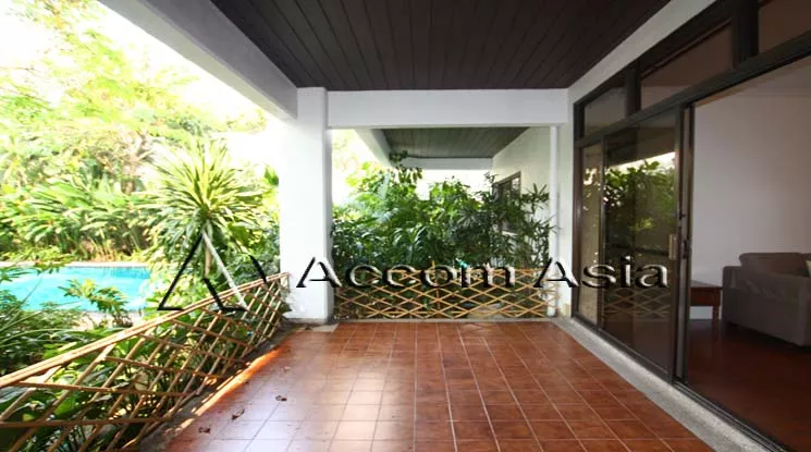 unitGround Floor, Big Balcony, Pet friendly |  2 Bedrooms  Apartment For Rent & Sale in Sathorn, Bangkok  near BTS Chong Nonsi - BRT Technic Krungthep (2018203)