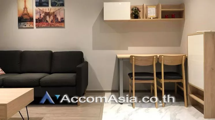 unit 1 Bedroom  Condominium For Rent in Sukhumvit, Bangkok  near BTS Ekkamai (AA24389)