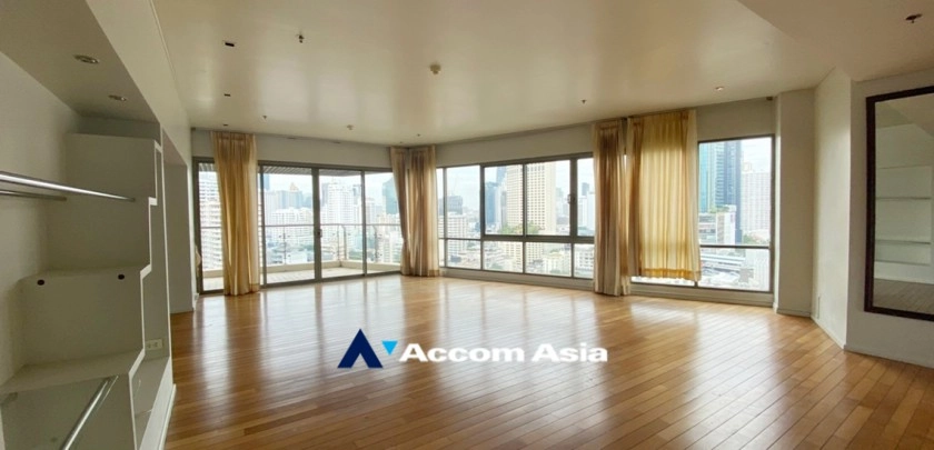 unitBig Balcony, Pet friendly |  3 Bedrooms  Condominium For Rent in Sukhumvit, Bangkok  near BTS Asok - MRT Sukhumvit (AA24400)