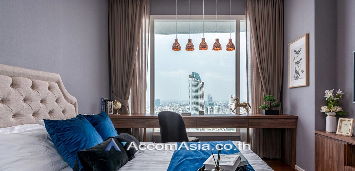 8  3 br Condominium For Sale in Rama 3 ,Bangkok BTS Saphan Taksin at Menam Residences AA24409