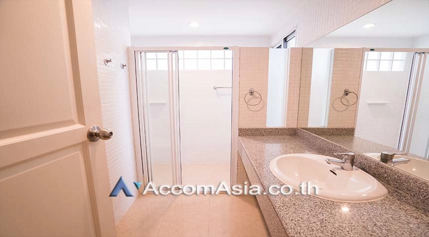 14  4 br House for rent and sale in Sukhumvit ,Bangkok BTS Phrom Phong at House suite for family AA24412