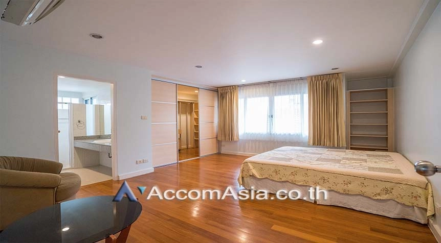 8  4 br House For Rent in Sukhumvit ,Bangkok BTS Phrom Phong at House suite for family AA24412