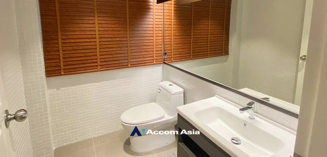 24  4 br House for rent and sale in Sukhumvit ,Bangkok BTS Phrom Phong at House suite for family AA24413