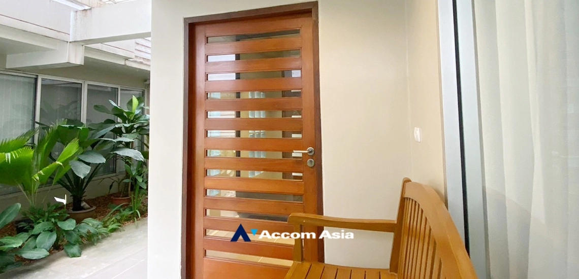  1  4 br House for rent and sale in Sukhumvit ,Bangkok BTS Phrom Phong at House suite for family AA24413