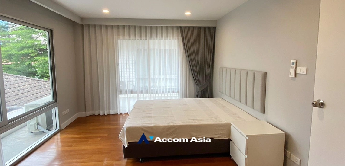 13  4 br House For Rent in Sukhumvit ,Bangkok BTS Phrom Phong at House suite for family AA24413