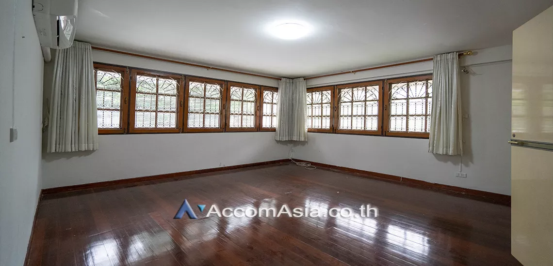 10  3 br House for rent and sale in Sukhumvit ,Bangkok BTS Asok - MRT Sukhumvit AA24422