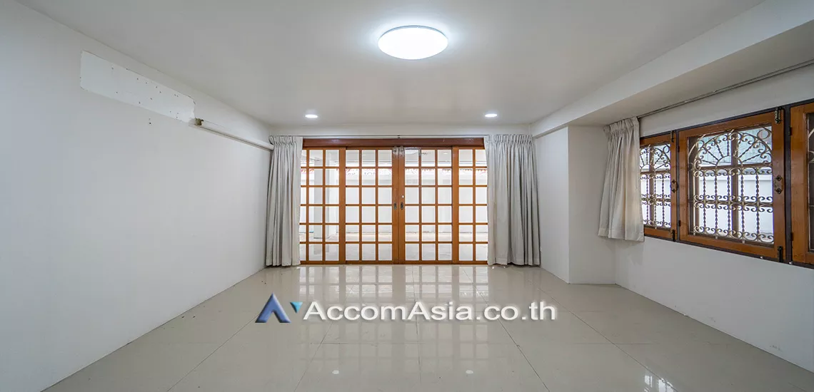 14  3 br House for rent and sale in Sukhumvit ,Bangkok BTS Asok - MRT Sukhumvit AA24422