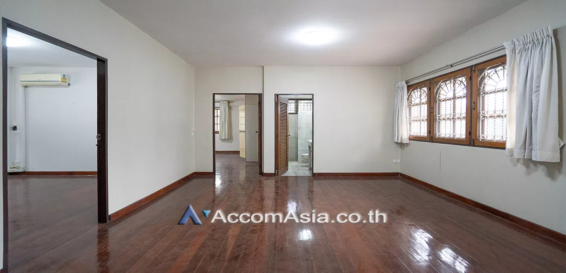 13  3 br House for rent and sale in Sukhumvit ,Bangkok BTS Asok - MRT Sukhumvit AA24422