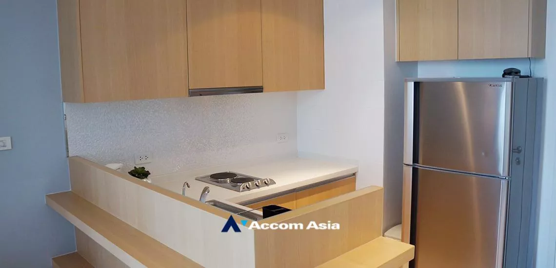 Duplex Condo |  1 Bedroom  Condominium For Rent in Phaholyothin, Bangkok  near BTS Ratchathewi (AA24424)