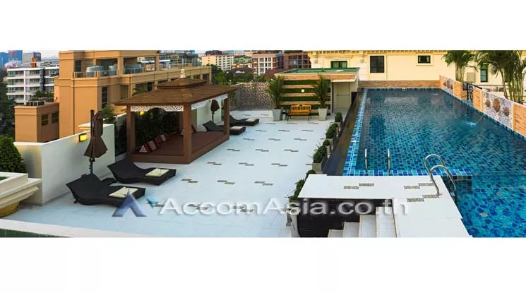  2 Bedrooms  Condominium For Rent in Ploenchit, Bangkok  near BTS Ratchadamri (AA24426)