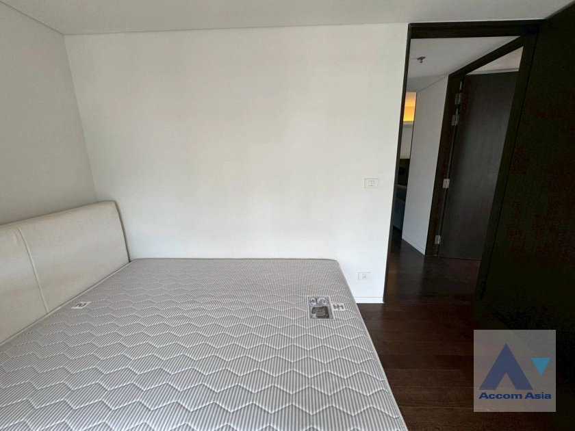 18  2 br Condominium for rent and sale in Ploenchit ,Bangkok BTS Ratchadamri at Hansar Residence AA24426