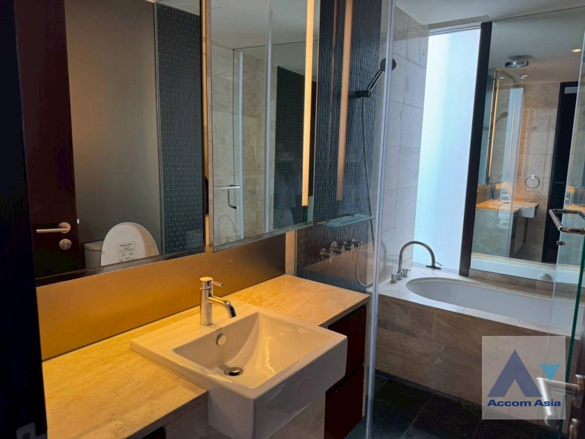 20  2 br Condominium for rent and sale in Ploenchit ,Bangkok BTS Ratchadamri at Hansar Residence AA24426