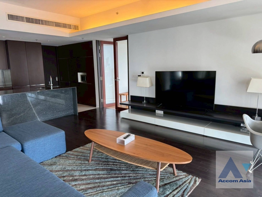 5  2 br Condominium for rent and sale in Ploenchit ,Bangkok BTS Ratchadamri at Hansar Residence AA24426