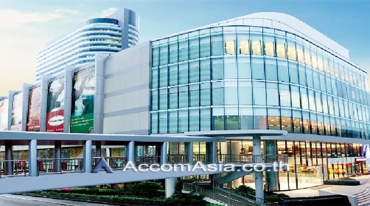  Ploenchit Center Office space  for Rent BTS Ploenchit in Sukhumvit Bangkok