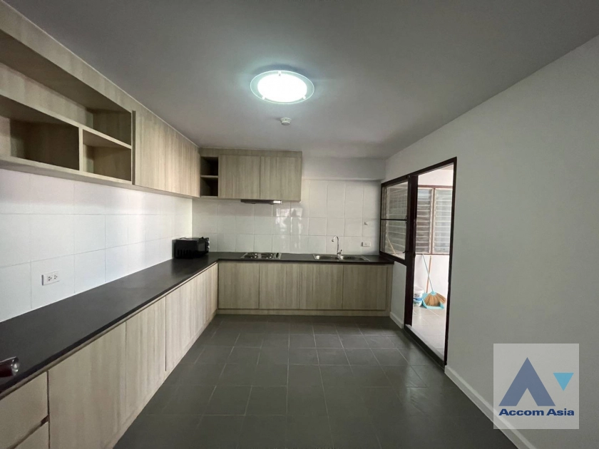 9  3 br Condominium for rent and sale in Sukhumvit ,Bangkok BTS Asok - MRT Sukhumvit at Liberty Park I AA24463