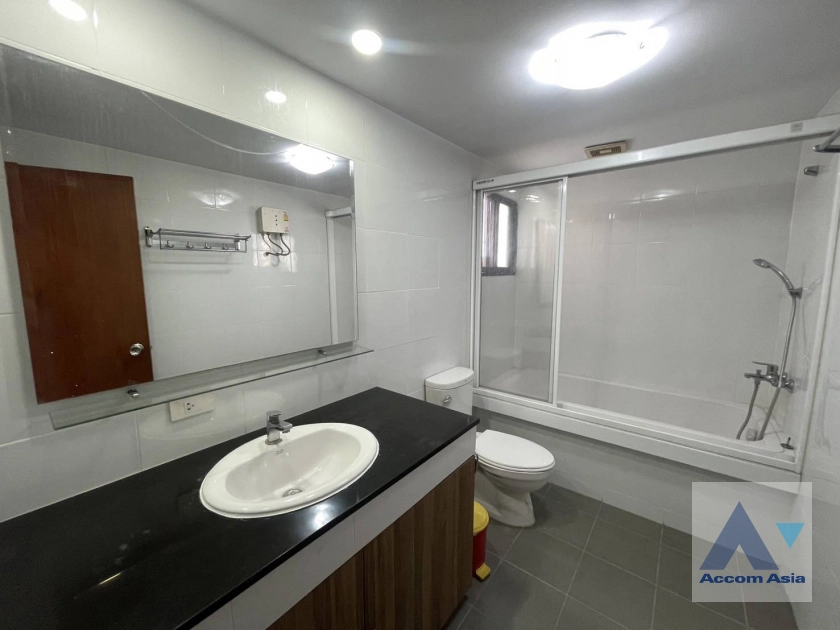 24  3 br Condominium for rent and sale in Sukhumvit ,Bangkok BTS Asok - MRT Sukhumvit at Liberty Park I AA24463