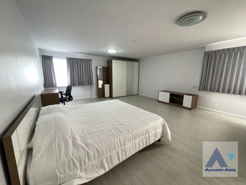 12  3 br Condominium for rent and sale in Sukhumvit ,Bangkok BTS Asok - MRT Sukhumvit at Liberty Park I AA24463