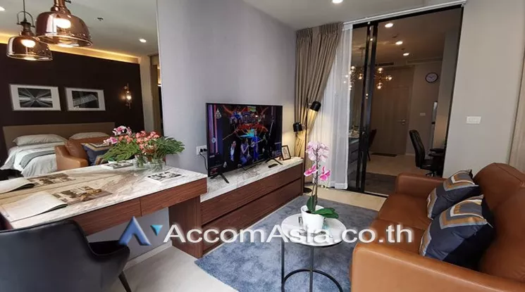  1 Bedroom  Condominium For Rent & Sale in Ploenchit, Bangkok  near BTS Ploenchit (AA24479)