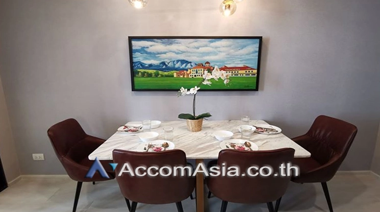 unit 1 Bedroom  Condominium For Rent & Sale in Ploenchit, Bangkok  near BTS Ploenchit (AA24479)