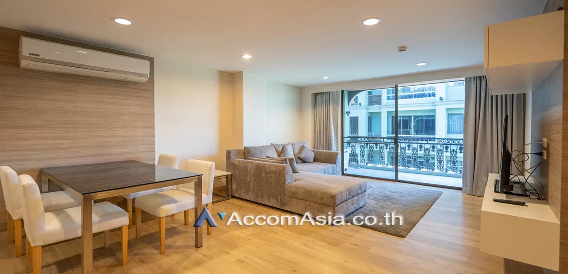  1 Bedroom  Apartment For Rent in Ploenchit, Bangkok  near BTS Ploenchit (AA24488)