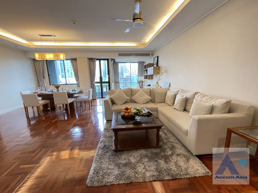 unit 2 Bedrooms  Apartment For Rent & Sale in Ploenchit, Bangkok  near BTS Ploenchit (AA24489)