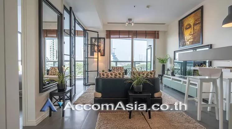  2 Bedrooms  Condominium For Sale in Charoennakorn, Bangkok  near BTS Krung Thon Buri (AA24494)