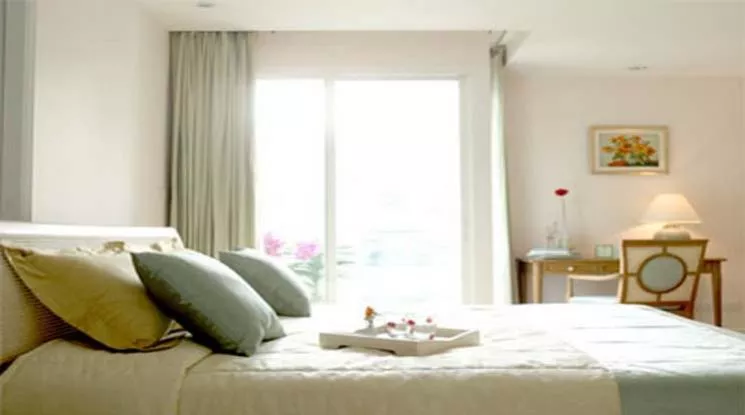 5  3 br Apartment For Rent in Silom ,Bangkok BTS Chong Nonsi at Highly Convenient Residence Fews Mins Walk to Silom and Sathon 13901