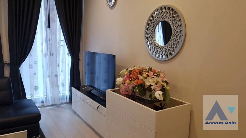 unitFully Furnished |  1 Bedroom  Condominium For Rent in Ploenchit, Bangkok  near BTS Ploenchit (AA24506)