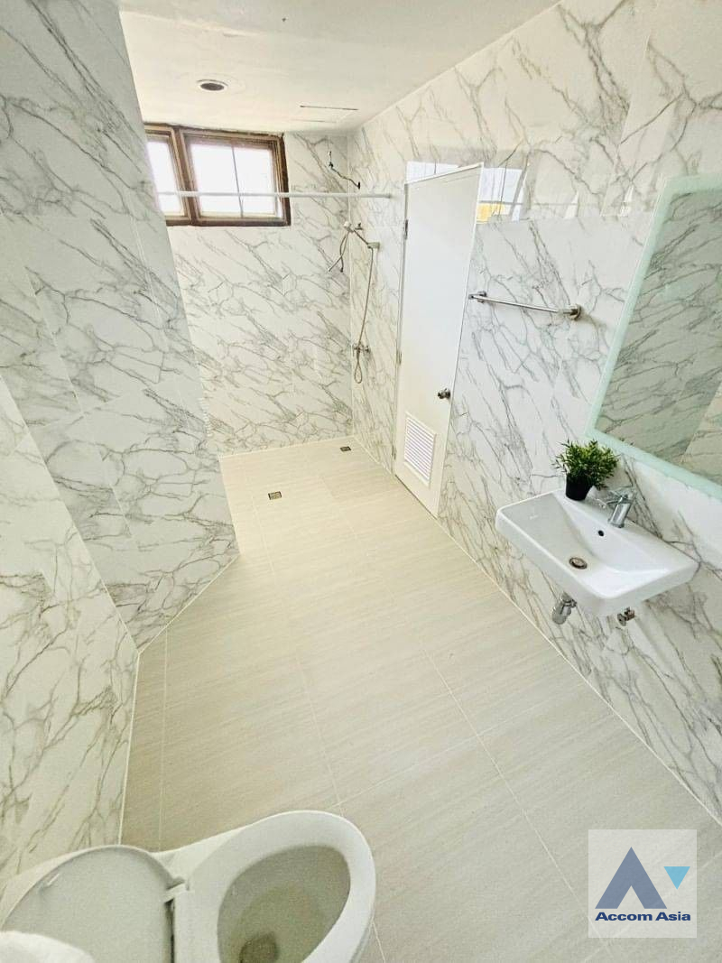 16  2 br Condominium For Rent in Sukhumvit ,Bangkok  at Waterford Park  AA24510