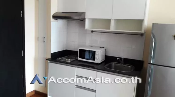 unit 2 Bedrooms  Condominium For Rent in Sukhumvit, Bangkok  near BTS On Nut (AA24515)