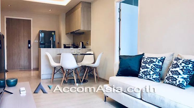 unit 2 Bedrooms  Condominium For Rent in Sukhumvit, Bangkok  near BTS Thong Lo (AA24528)