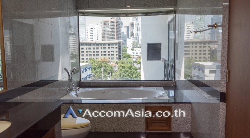 11  3 br Apartment For Rent in Sukhumvit ,Bangkok BTS Phrom Phong at Peaceful Residential Location 1000 Meters to BTS AA24538