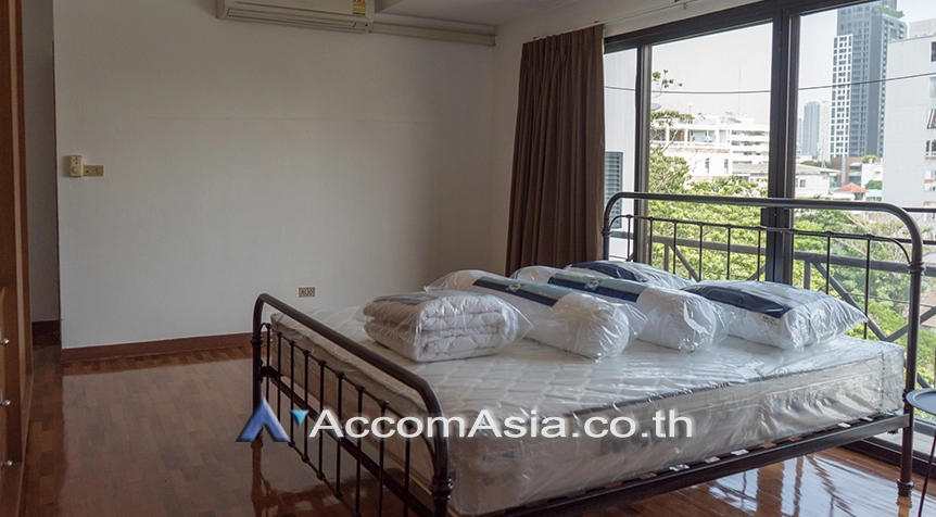 8  3 br Apartment For Rent in Sukhumvit ,Bangkok BTS Phrom Phong at Peaceful Residential Location 1000 Meters to BTS AA24538